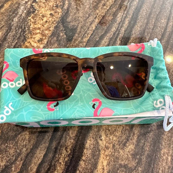 Goodr Sunglasses - Picture 1 of 3